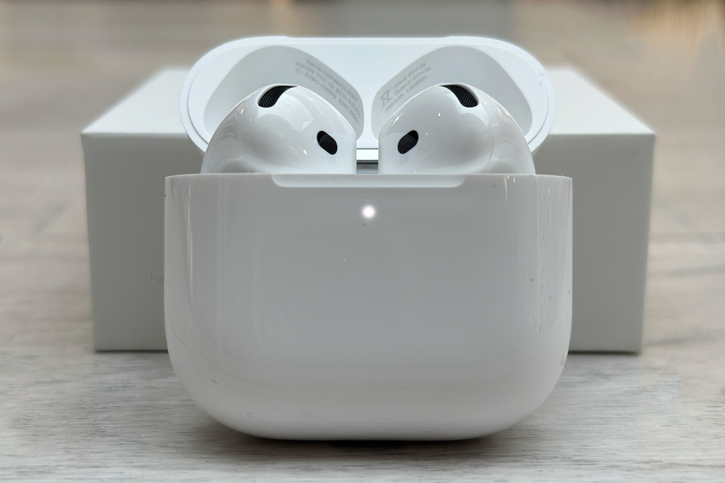 AirPods 4nd